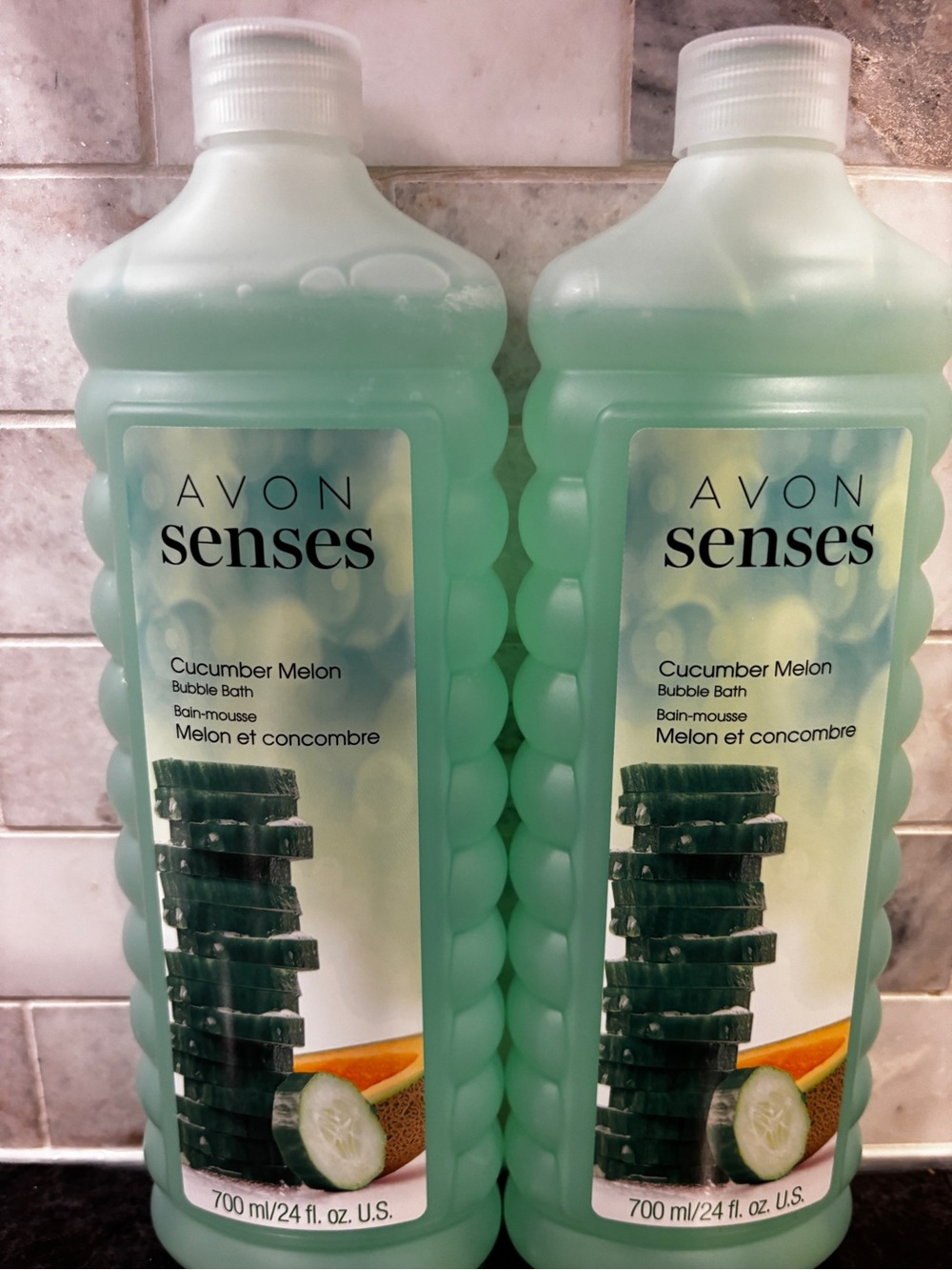 Avon Senses Cucumber Melon Bubble Bath - Light Green